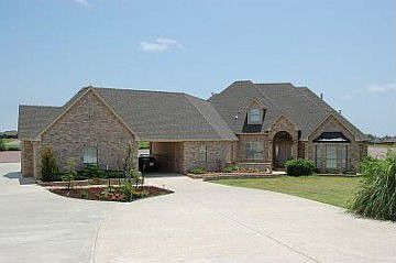 1st image of 3000 Twin Lake Dr