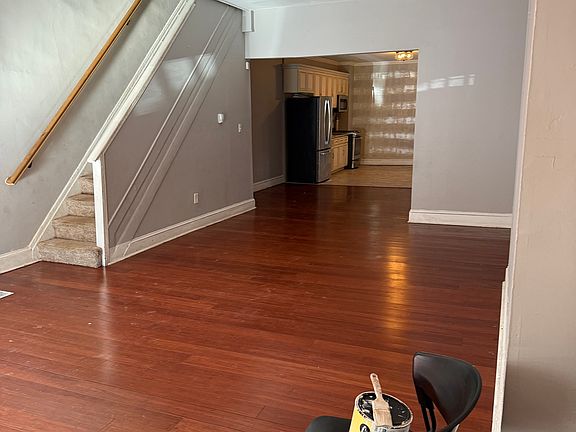 3rd image of 643 State St