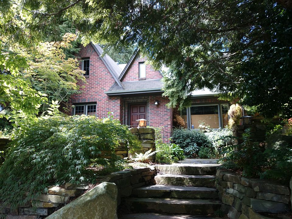 1st image of 2531 Queen Anne Ave N