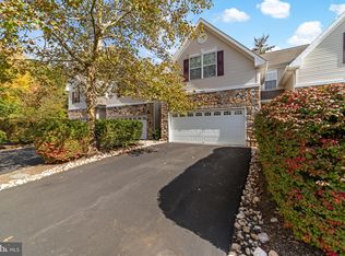133 Newman Ct, Pennington, NJ 08534