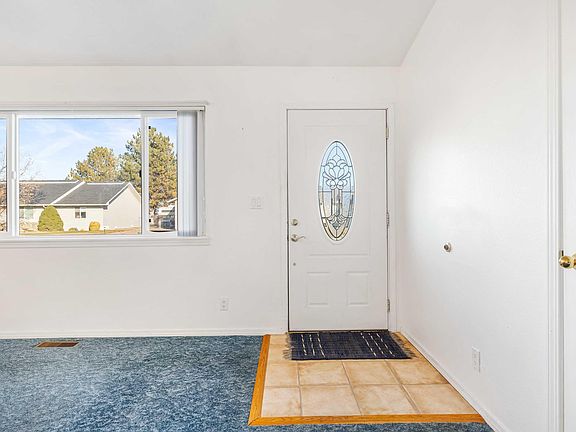5th image of 232 El Camino Ave