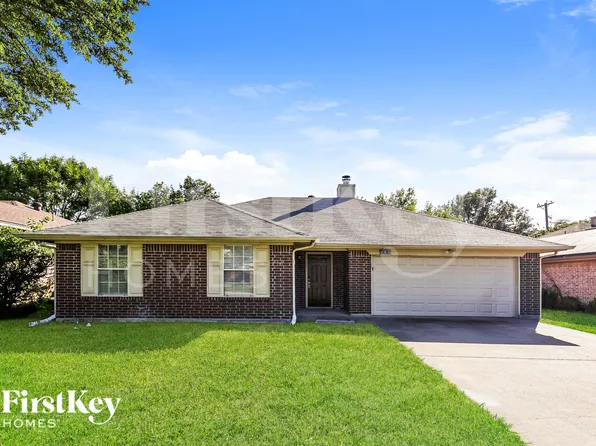 606 Plainview Dr, Mansfield, TX 76063