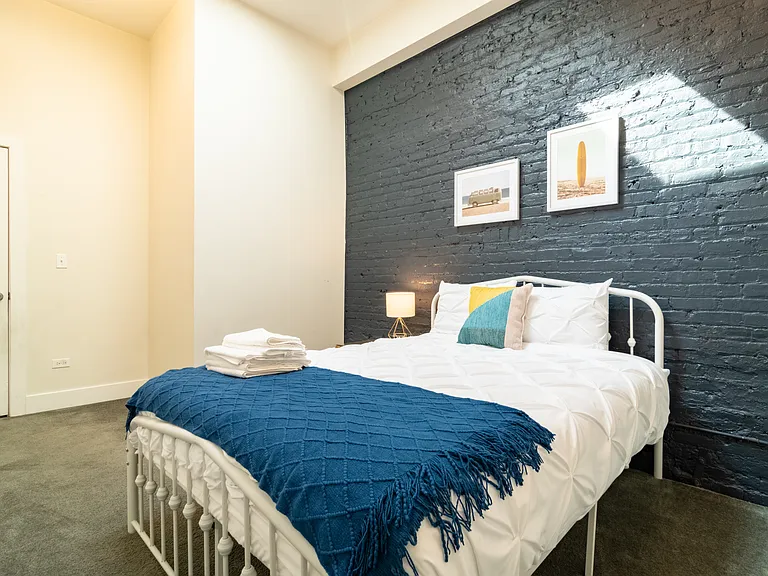2112 S Michigan Ave #3 — Photo 14