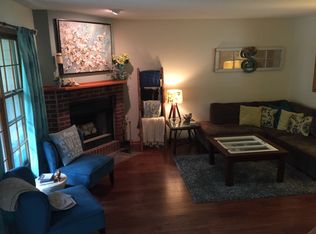 1070 50th St UNIT 2B, West Des Moines, IA 50266