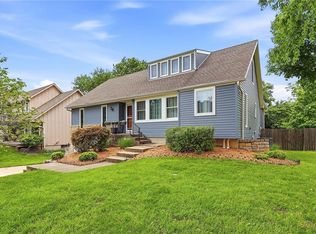 10283 Haskins St, Lenexa, KS 66215
