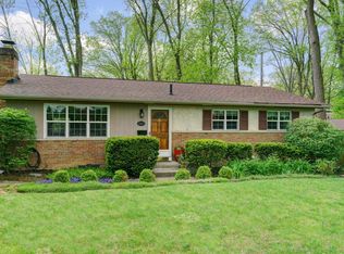 2453 Zollinger Rd, Columbus, OH 43221