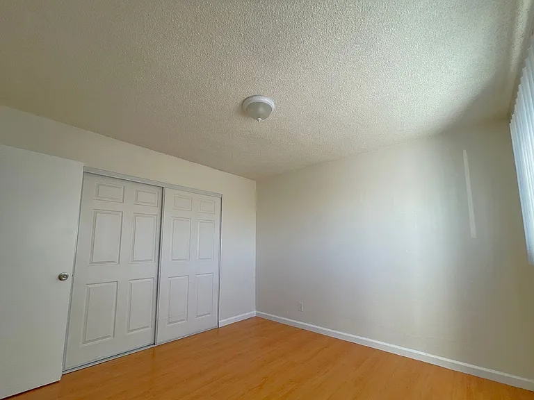 Pueblo Bonito Apartments — Photo 22