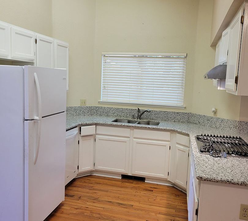 1st image of 1677 Lantana Dr