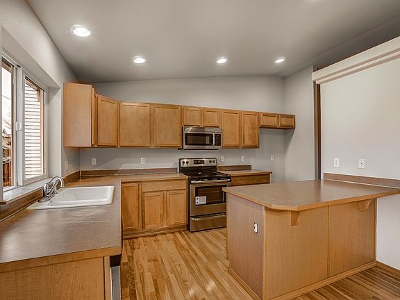 5th image of 7613 196th Street Ct E