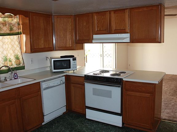 4th image of 610 E Calle Bolo Ln