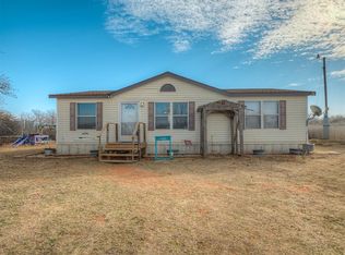 5501 S Canadian Rd, Hinton, OK 73047