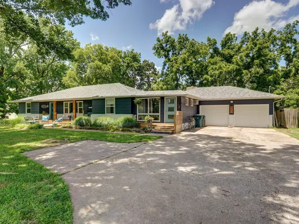 204 E Highway Dd, Miller, MO 65707