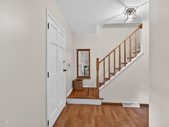4th image of 12 Carolanne Drive