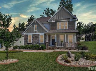 20 W Calvert Ct, Clayton, NC 27527