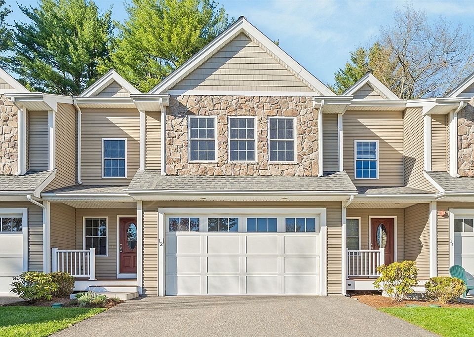1st image of 215 Rangeway Rd #12