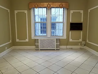 Rented by Hillel Realty Group