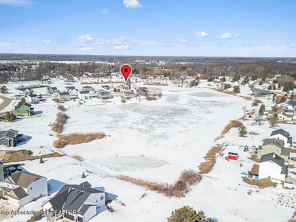 5th image of 612 Launch Point Dr