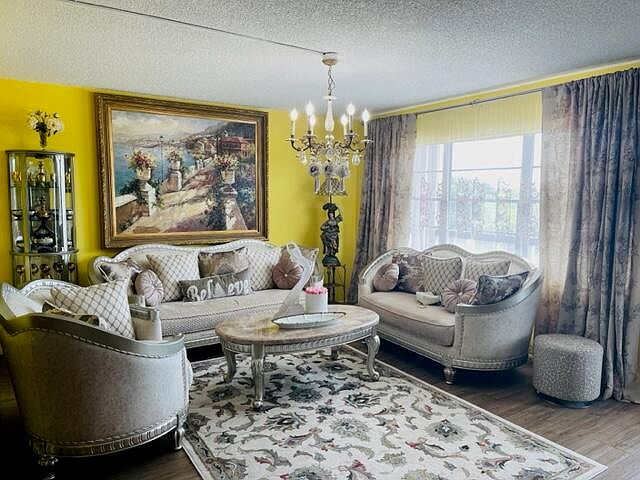 1st image of 327 Dover B