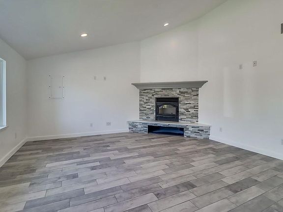5th image of 3430 Mount Carol Dr