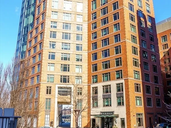 100 Lovejoy Wharf Unit 4H, Boston, MA 02114