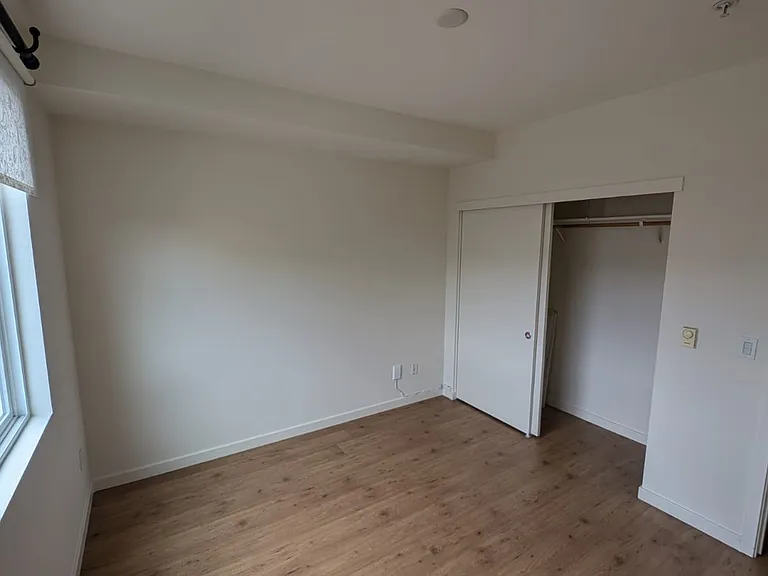 3090 Glascock St #210 — Photo 11