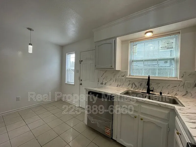 1511 Cristy Dr #E — Photo 6