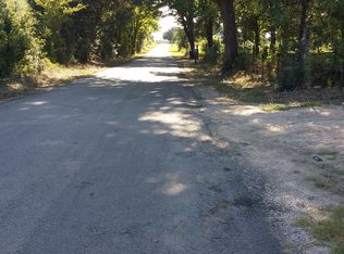 6 Qualls Rd, Hempstead, TX 77445