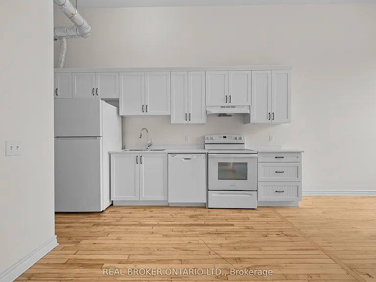 150 Mill St #211 — Photo 2