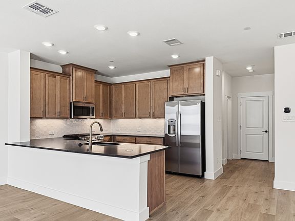2nd image of 2541 Huxley Mews