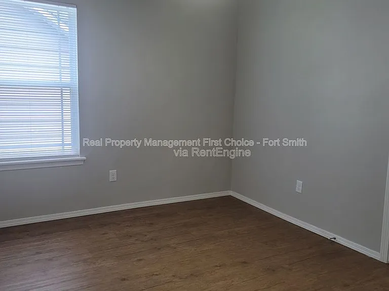 2100 Ingalls Ln #C — Photo 14