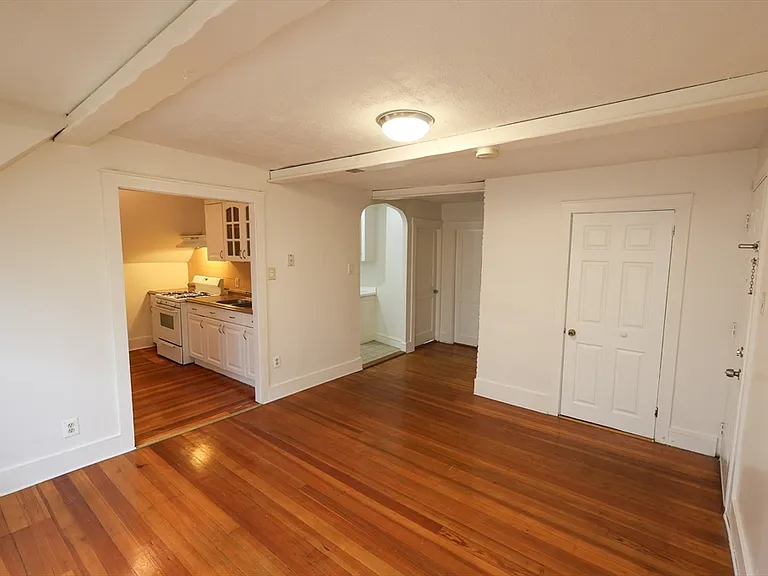 498 Whipple St #3 — Photo 7