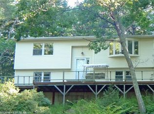 25 Heron Cove Rd, Boothbay Harbor, ME 04538