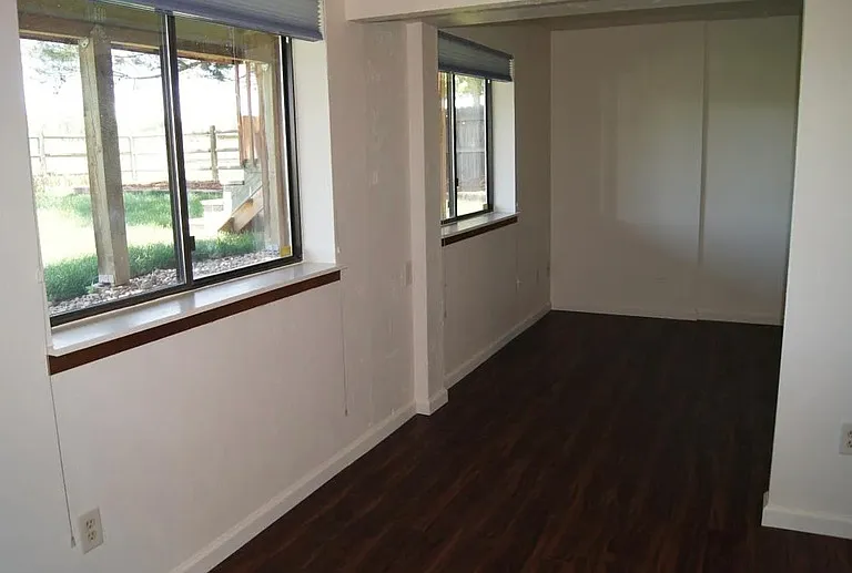 165 S Carter Ct — Photo 11