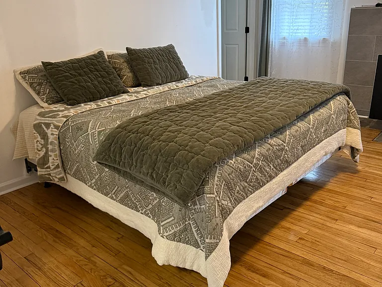 82 Sherry Ln — Photo 10