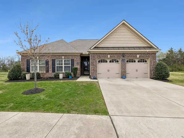 1442 Woodside Dr, Lebanon, TN 37087