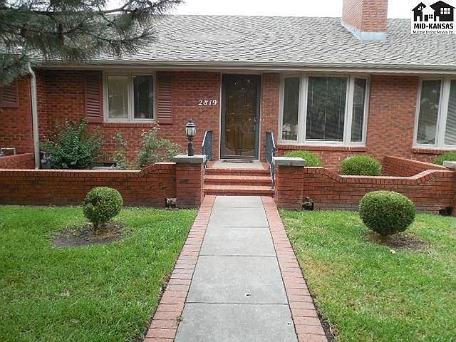 1st image of 2819 Nottingham Dr