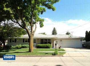 2600 E Forest St, Appleton, WI 54915