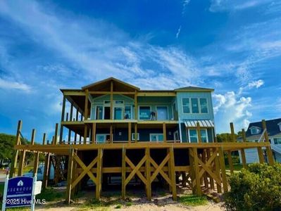 102 Ocean Drive, Oak Island, NC, 28465