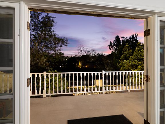 4th image of 1707 Newport Hills Dr W