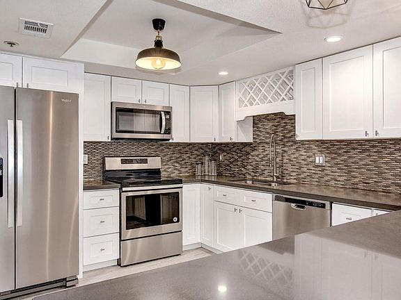 0012-Camelback - 7950_Unit 109 (12)