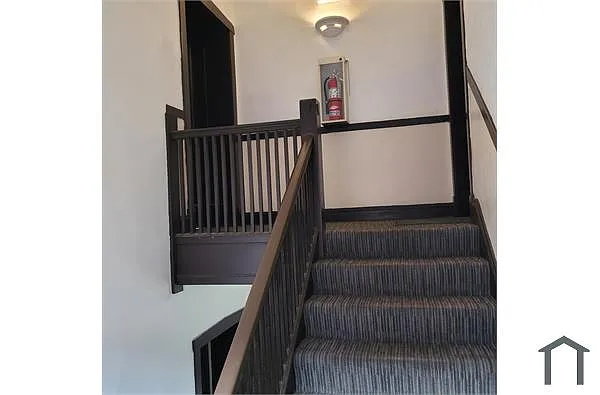 Building Photo - 3607 S King Dr #1