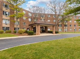 1500 Robin Cir APT 203, Hoffman Estates, IL 60169