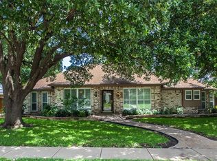 905 Berkeley Dr, Richardson, TX 75081