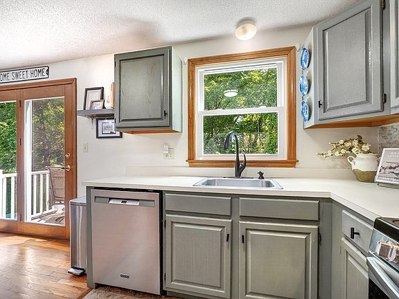 3rd image of 127 Merrimack Meadows Ln Unit 127