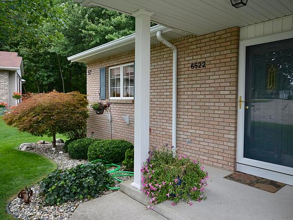 2nd image of 6522 Leisure Creek Dr SE