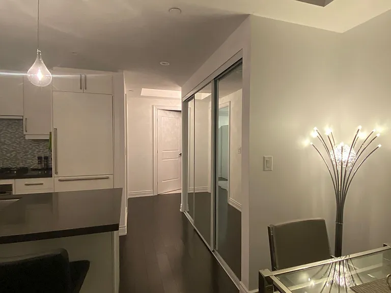 3500 Lakeshore Rd W #A608 — Photo 11