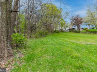 707 W Siddonsburg Rd, Dillsburg, PA