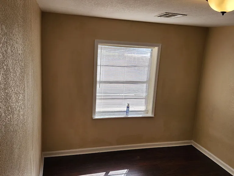 3417 Pioneer St — Photo 21