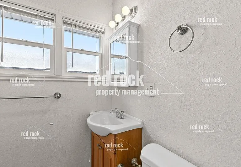 902 W Mansfield Ave #3 — Photo 31