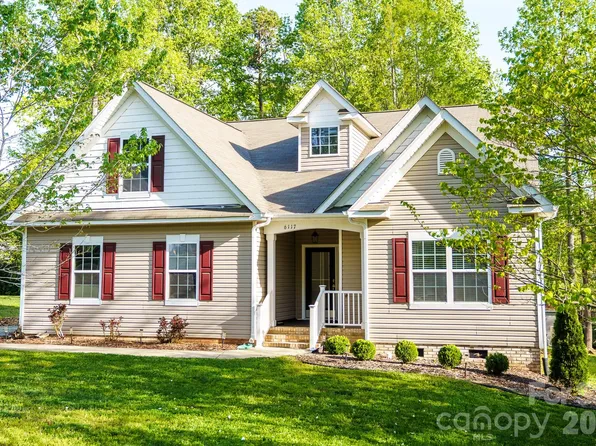 6117 Robert St, Huntersville, NC 28078